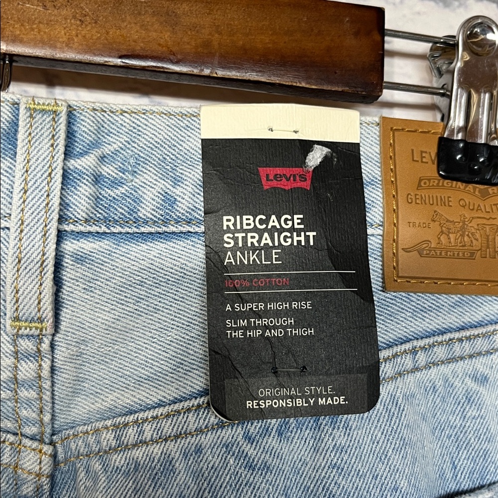 NWT-Levi’s RIBCAGE STRAIGHT ANKLE WOMEN'S JEANS - Picture 4 of 13